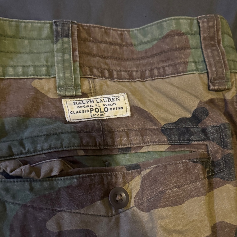 Polo by Ralph Lauren Camouflage Cargo Shorts - Picture 3 of 4